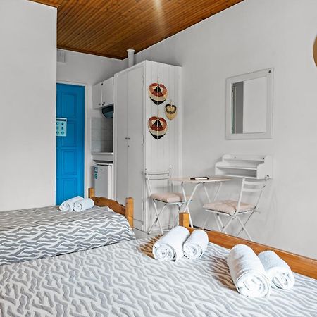 Oceanis Rooms Mikros Gialos Exteriör bild